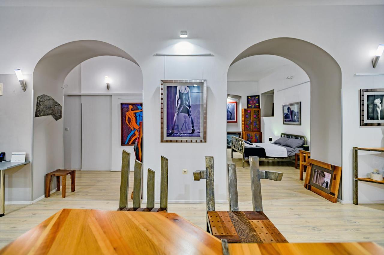 Lupino'S Gallery Apartment - Old Town Zadar Bagian luar foto