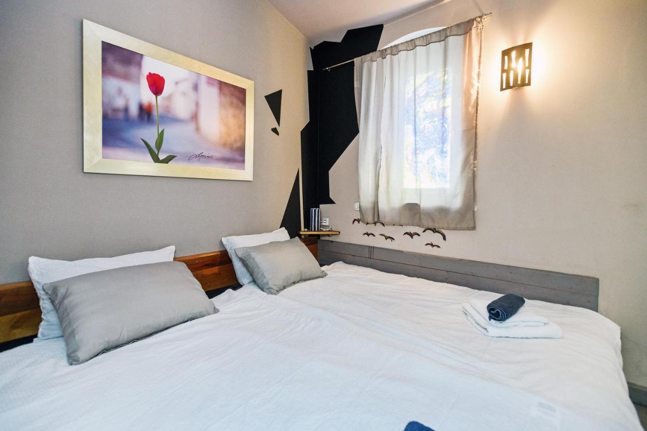 Lupino'S Gallery Apartment - Old Town Zadar Bagian luar foto