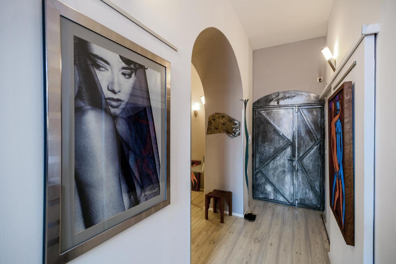 Lupino'S Gallery Apartment - Old Town Zadar Bagian luar foto