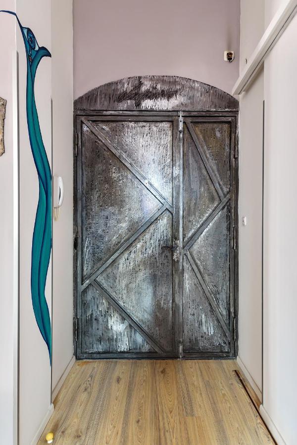 Lupino'S Gallery Apartment - Old Town Zadar Bagian luar foto