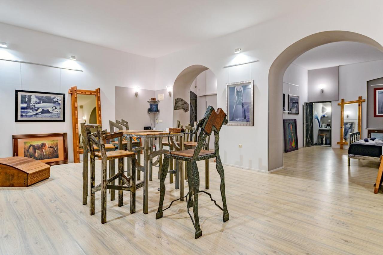 Lupino'S Gallery Apartment - Old Town Zadar Bagian luar foto