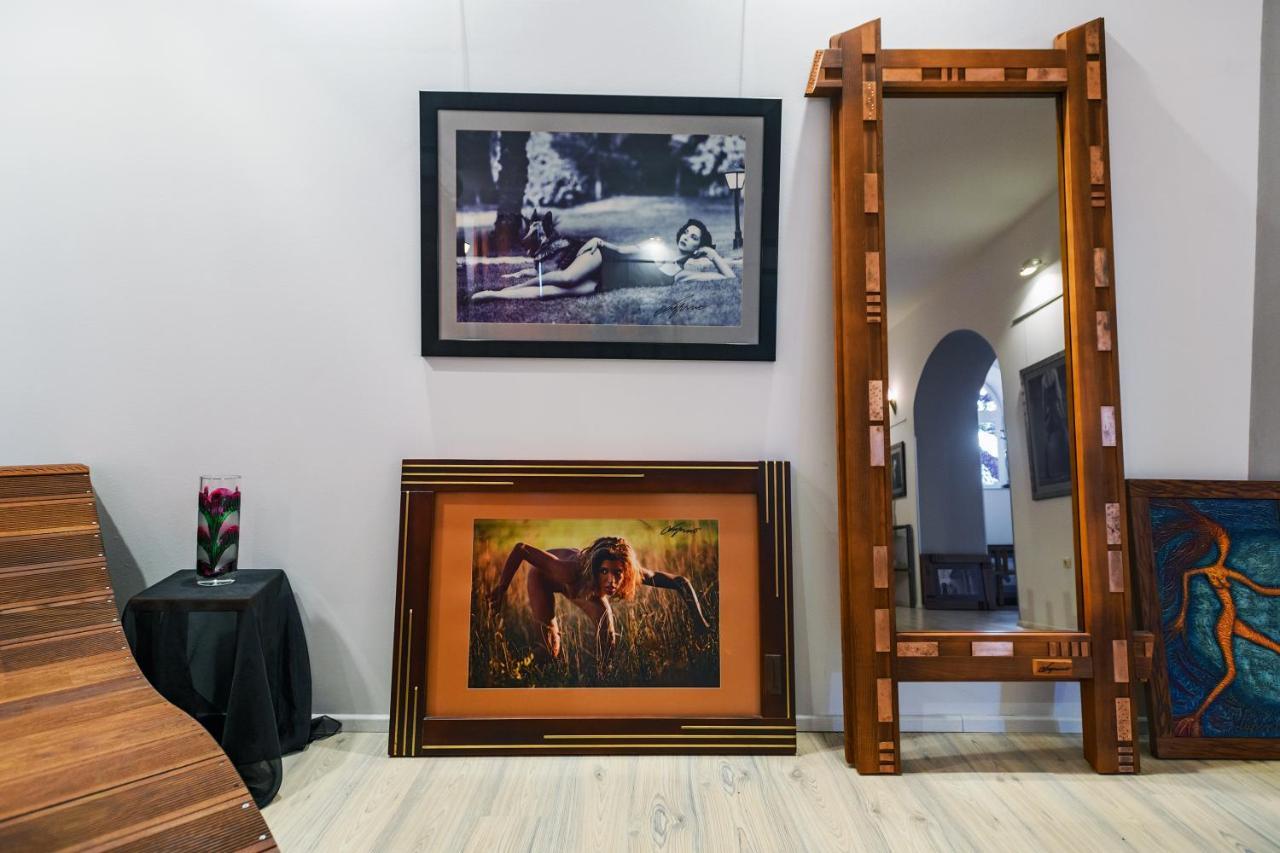 Lupino'S Gallery Apartment - Old Town Zadar Bagian luar foto