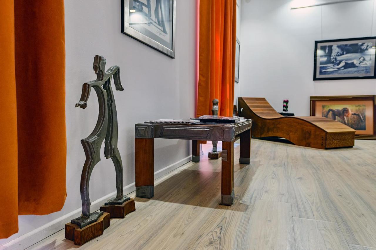 Lupino'S Gallery Apartment - Old Town Zadar Bagian luar foto